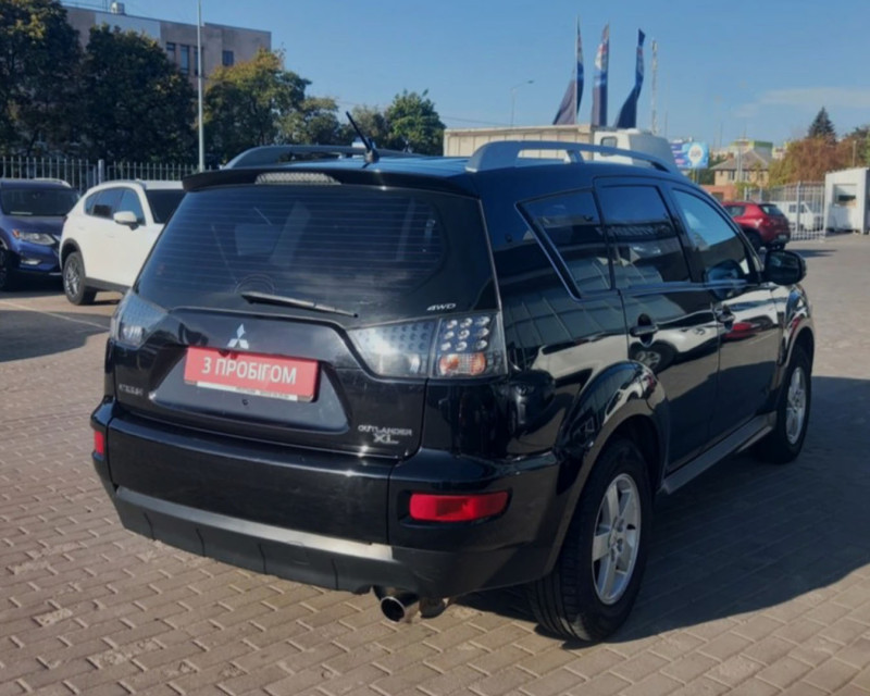 Mitsubishi Outlander II покоління 
